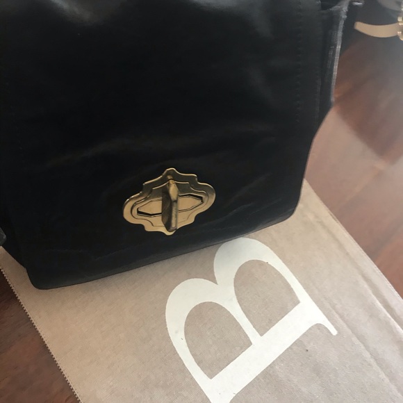 Black leather purse - Picture 2 of 9